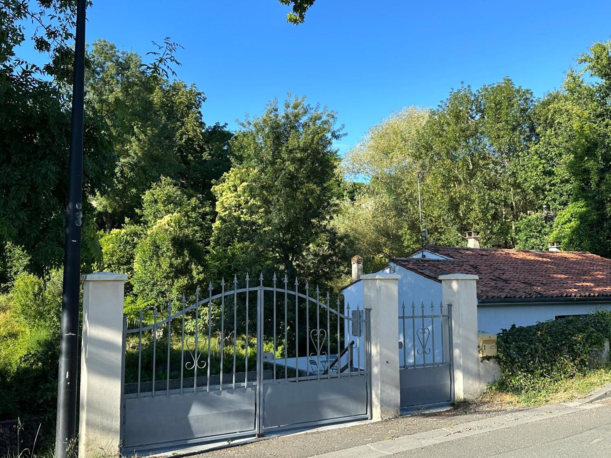 Nickis House Villa Saint-Sauvant  Kültér fotó